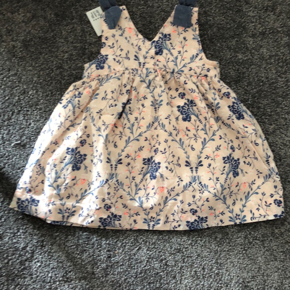 Any gap dress, 12-18m new with tags